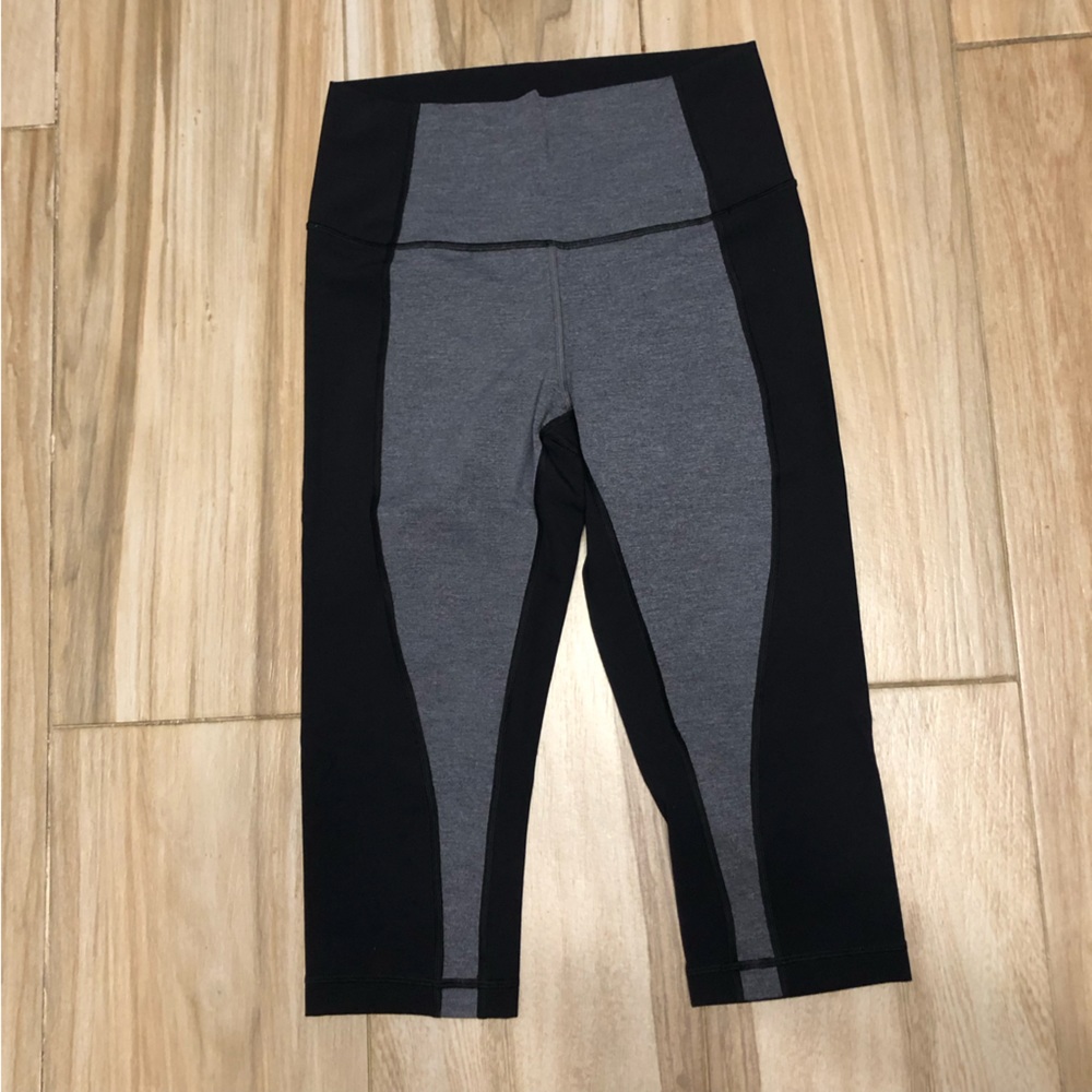 Lululemon high rise leggings crop 17”